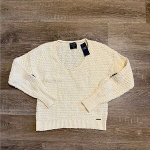 Abercrombie & Fitch Women's Cream Sweater